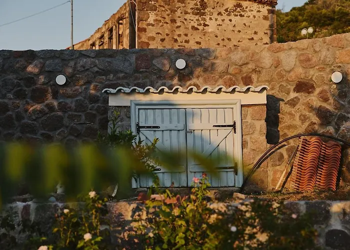 Sea Soon & 1 Villa *